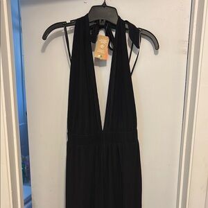 Chic Black Pleated Jumpsuit